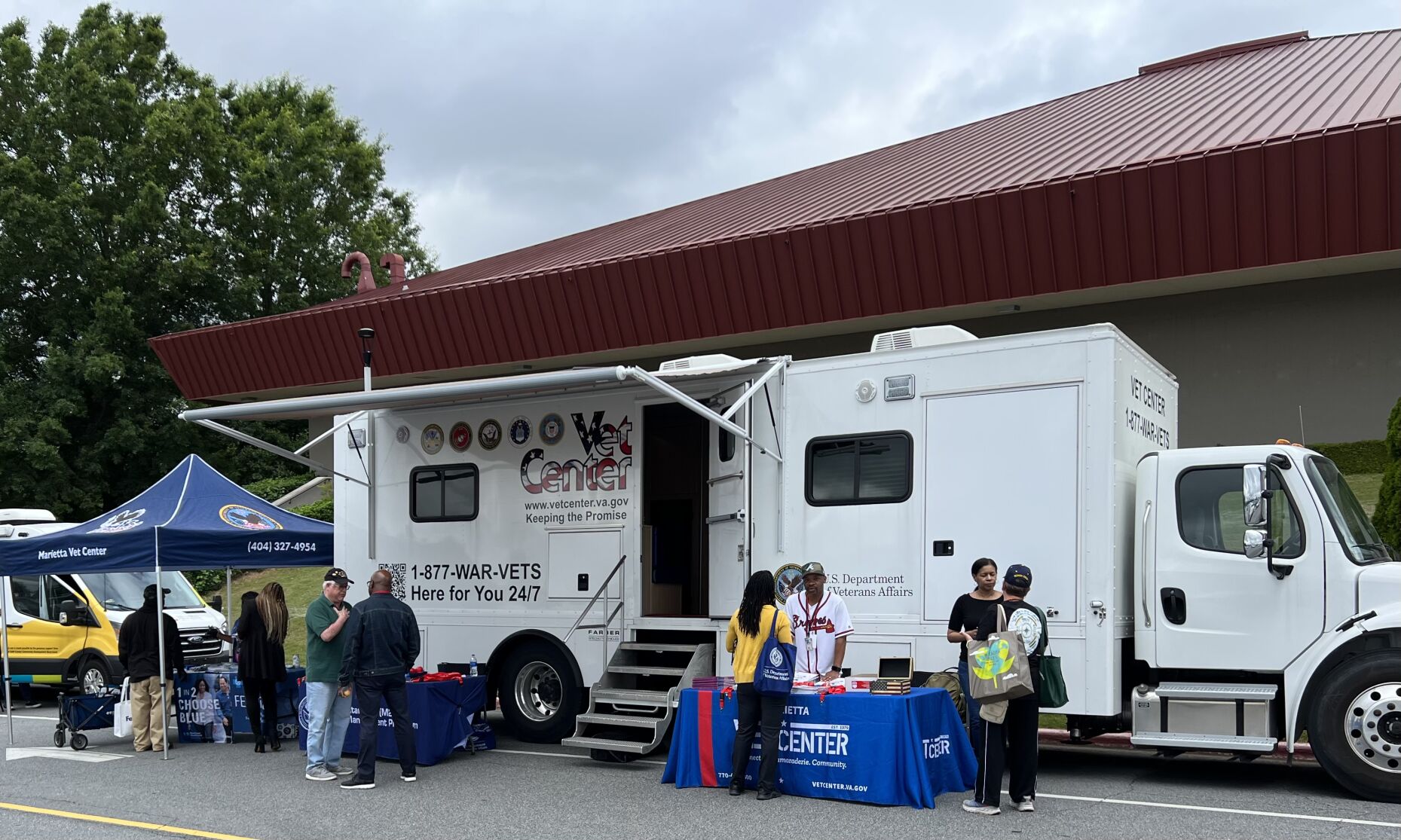051822_MDJ_ActsofKindnessPart11_UMC7_VetCenterareaOutside.jpg